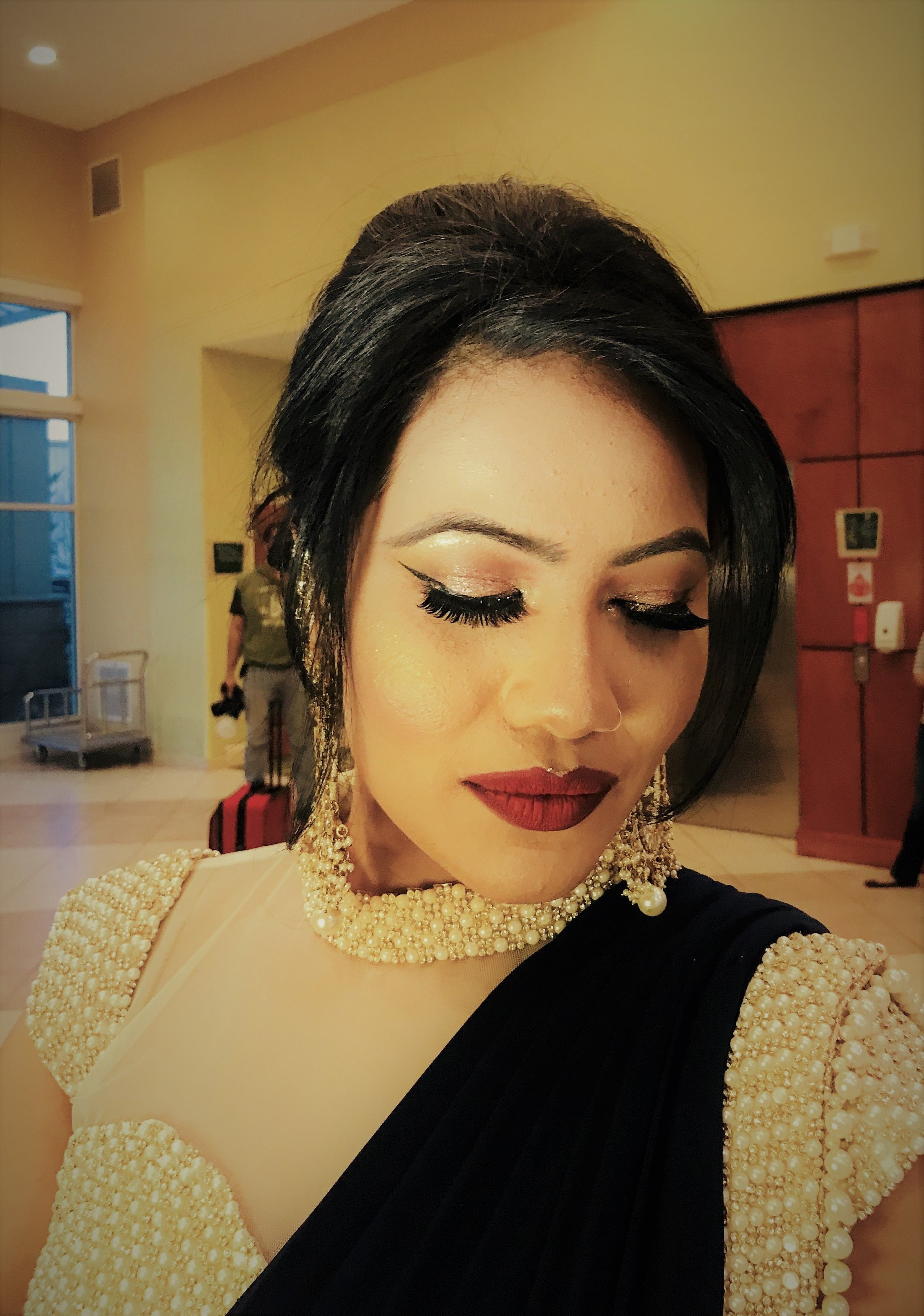 Top reviewd Indian Bridal Make-up Artist, Bridal hair stylist & Bridal Henna Artist  in Virginia / DC / MD ,(www.shruti-salon.com)