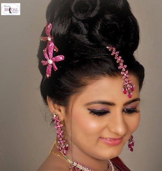 Top reviewd Indian Bridal Make-up Artist, Bridal hair stylist & Bridal Henna Artist  in Virginia / DC / MD ,(www.shruti-salon.com)